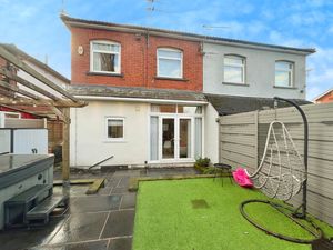 Rear- click for photo gallery